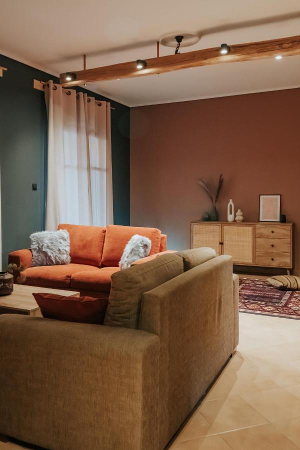 Kalavrita Krinides Apartment And Attics Bagian luar foto