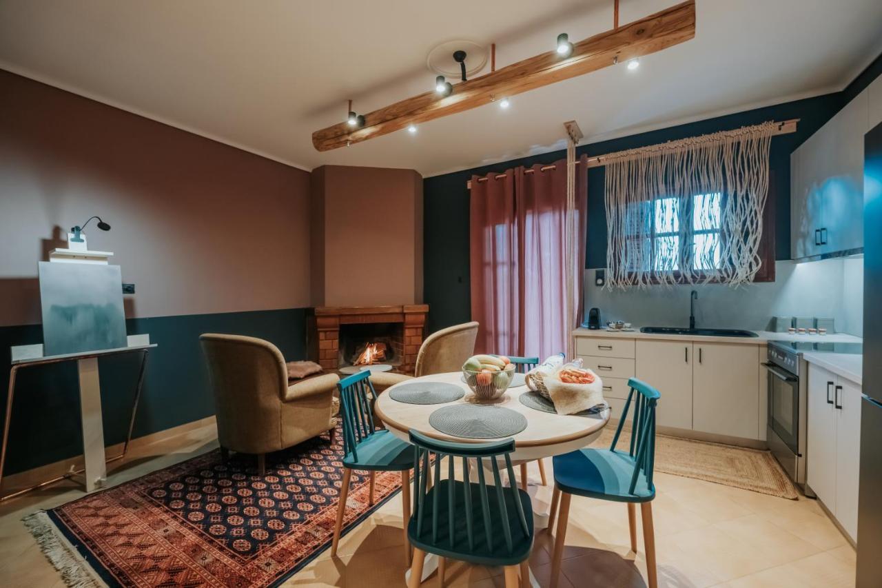 Kalavrita Krinides Apartment And Attics Bagian luar foto